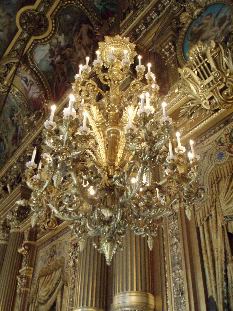 Grand Foyer Chandelier Photo by rpophessagr Photobucket